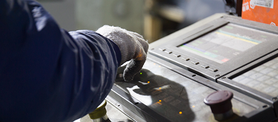 性能穩(wěn)定，精確度高